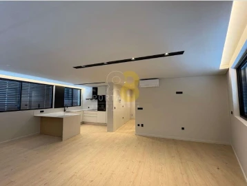 Apartamento T3 para Venda em Gondomar (São Cosme), Valbom e Jovim