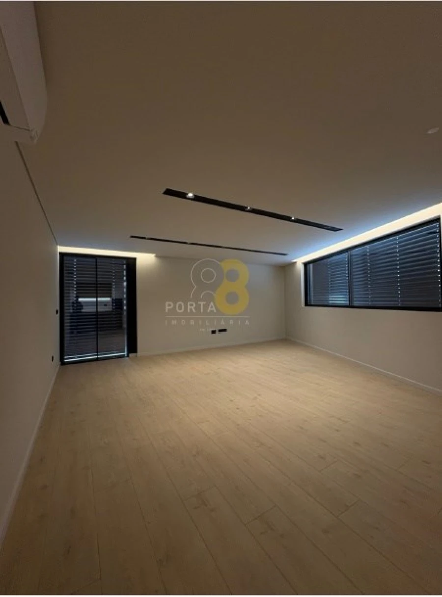 Apartamento T3 para Venda em Gondomar (São Cosme), Valbom e Jovim Foto 16