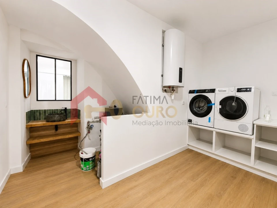 Moradia T4 para Venda em Santa Eulalia Foto 16