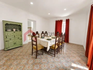 Moradia T4 para Venda em Santa Eulalia
