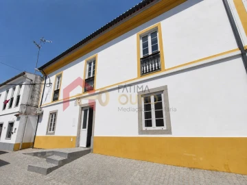 Moradia T4 para Venda em Santa Eulalia