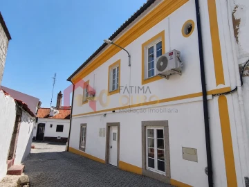Moradia T4 para Venda em Santa Eulalia