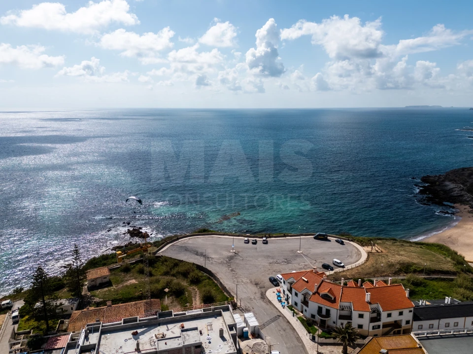 Apartamento T1 para Arrendamento em Atouguia da Baleia Foto 1