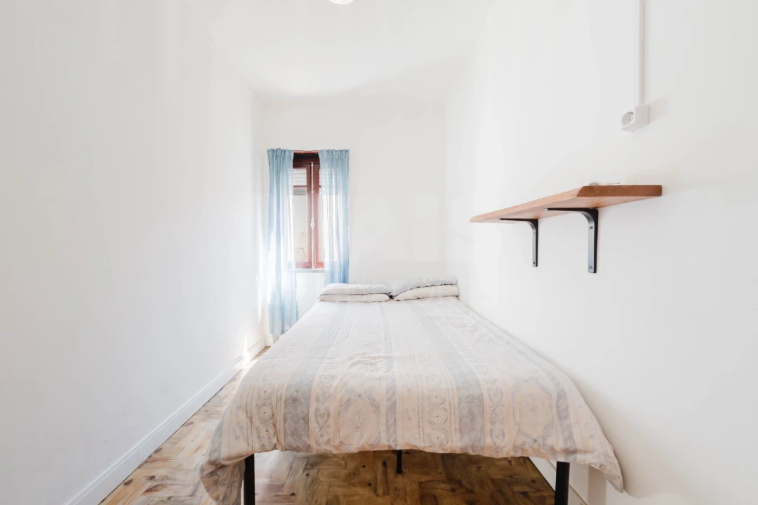 Apartamento T1 para Arrendamento em Atouguia da Baleia Foto 12