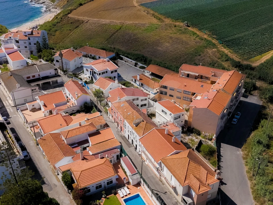 Apartamento T1 para Arrendamento em Atouguia da Baleia Foto 6