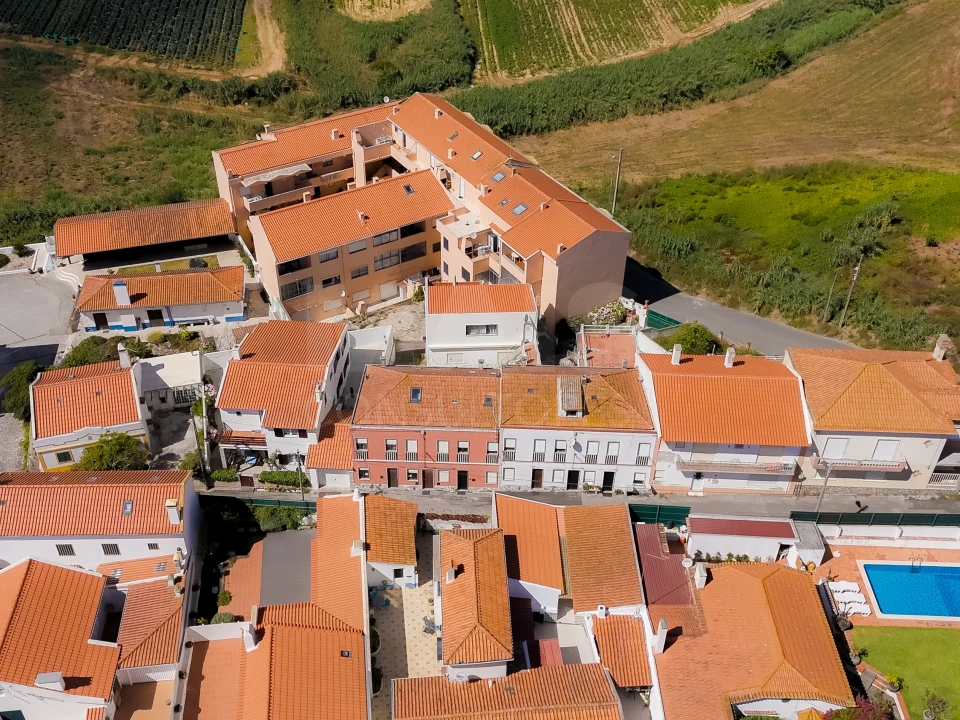 Apartamento T1 para Arrendamento em Atouguia da Baleia Foto 5