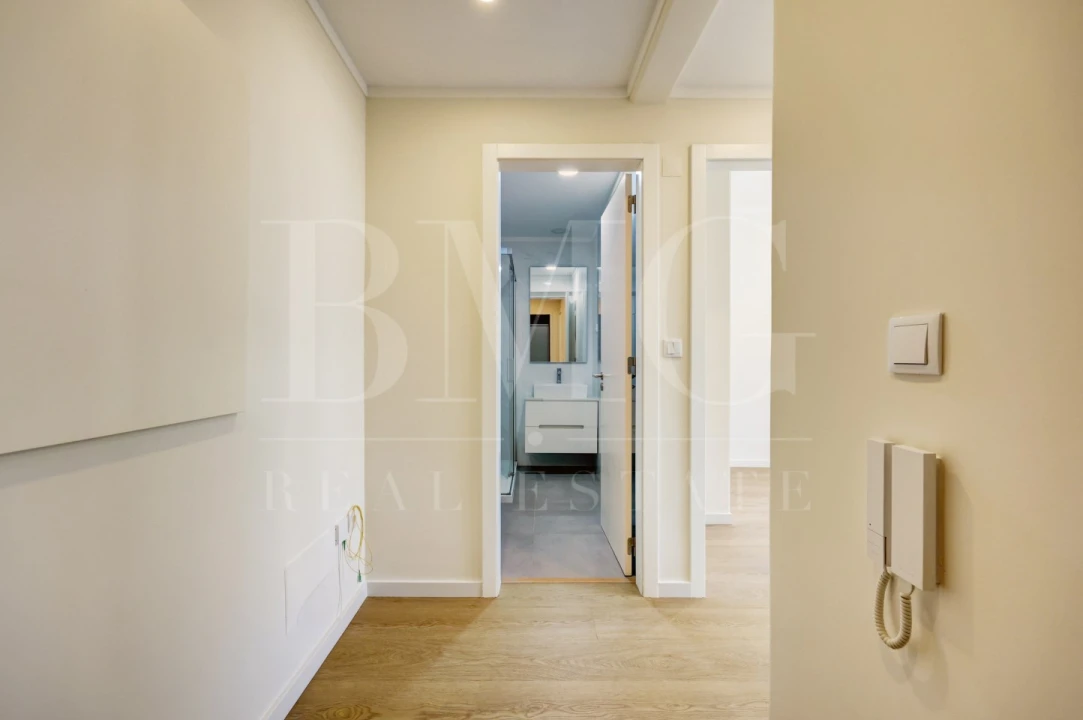 Apartamento T1 para Arrendamento em Algés, Linda-A-Velha e Cruz Quebrada-Dafundo Foto 9