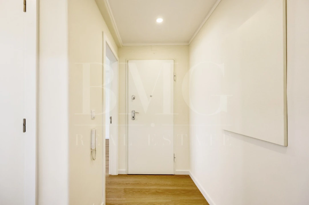 Apartamento T1 para Arrendamento em Algés, Linda-A-Velha e Cruz Quebrada-Dafundo Foto 11