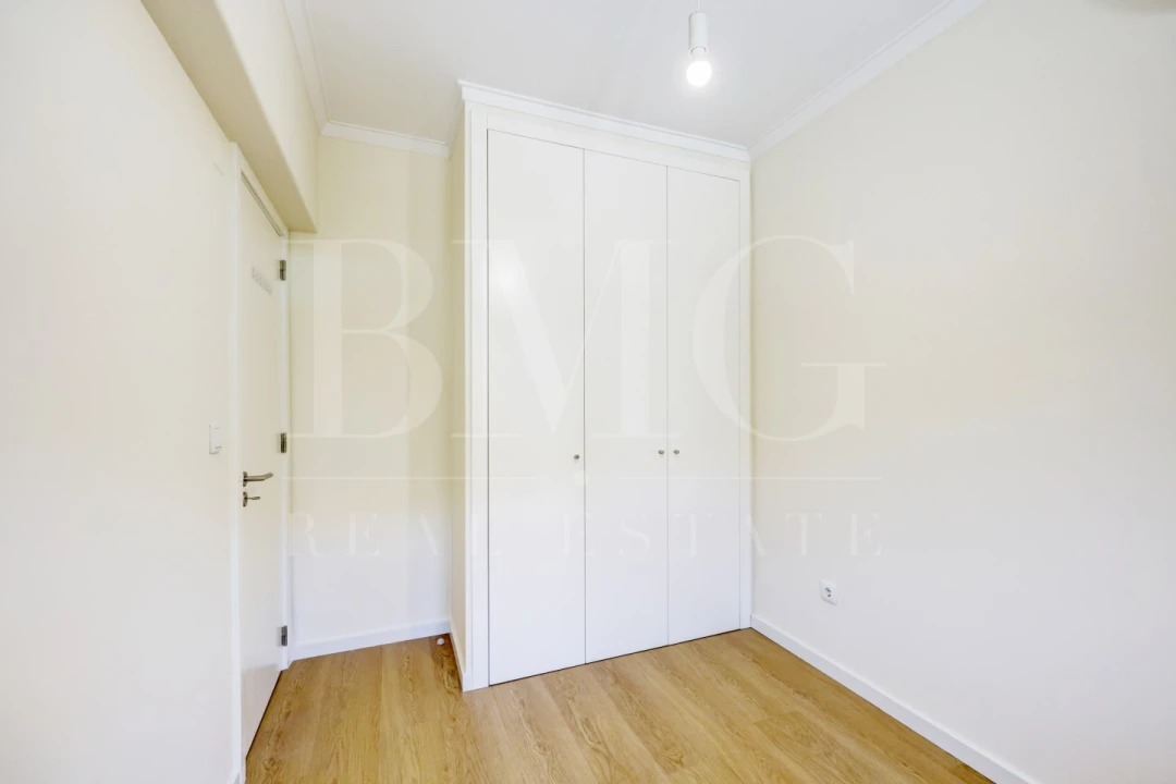 Apartamento T1 para Arrendamento em Algés, Linda-A-Velha e Cruz Quebrada-Dafundo Foto 21