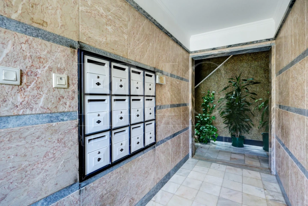 Apartamento T1 para Arrendamento em Algés, Linda-A-Velha e Cruz Quebrada-Dafundo Foto 28