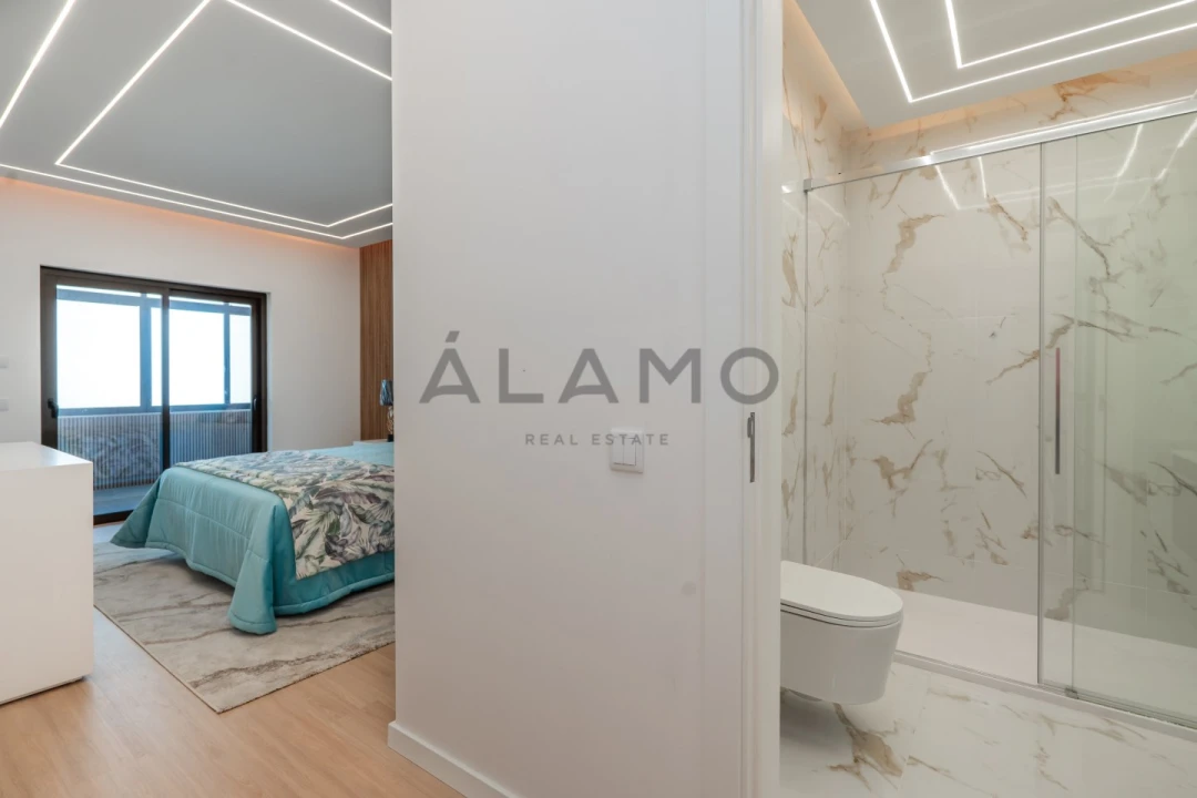 Apartamento T3 para Venda em Quarteira Foto 18