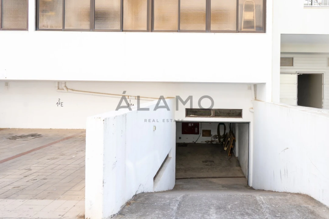 Apartamento T3 para Venda em Quarteira Foto 20