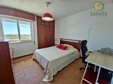 Apartamento T3 para Venda em Faro (Sé e São Pedro)