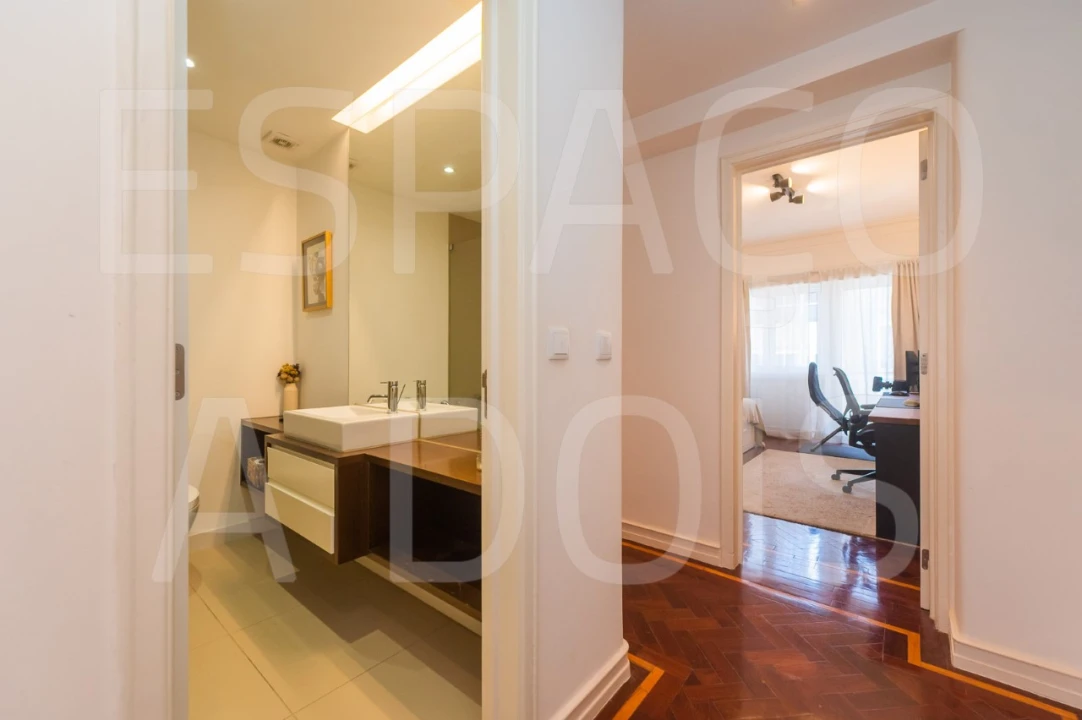 Apartamento T2 para Arrendamento em Campolide Foto 38