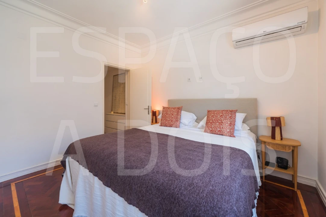 Apartamento T2 para Arrendamento em Campolide Foto 45