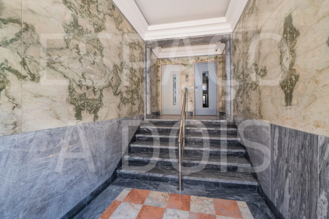 Apartamento T2 para Arrendamento em Campolide Foto 55