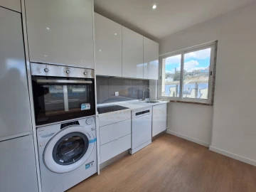 Apartamento T2 para Venda em Falagueira-Venda Nova