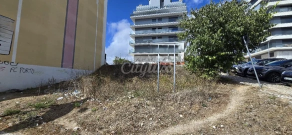 Terreno para Venda em Venteira