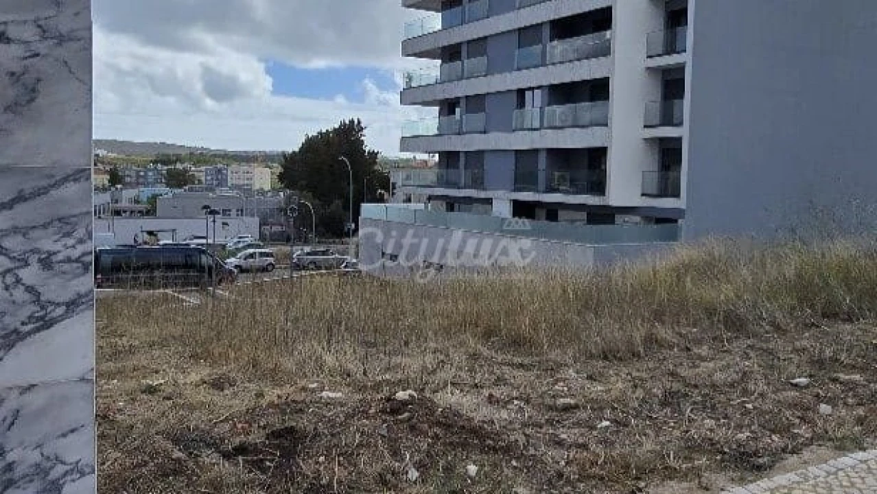 Terreno para Venda em Venteira Foto 4