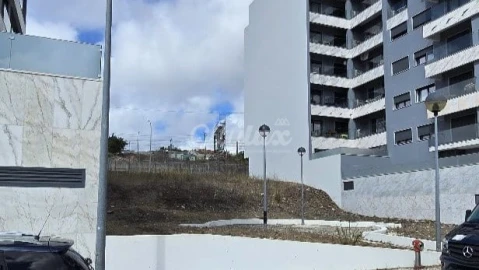 Terreno para Venda em Venteira