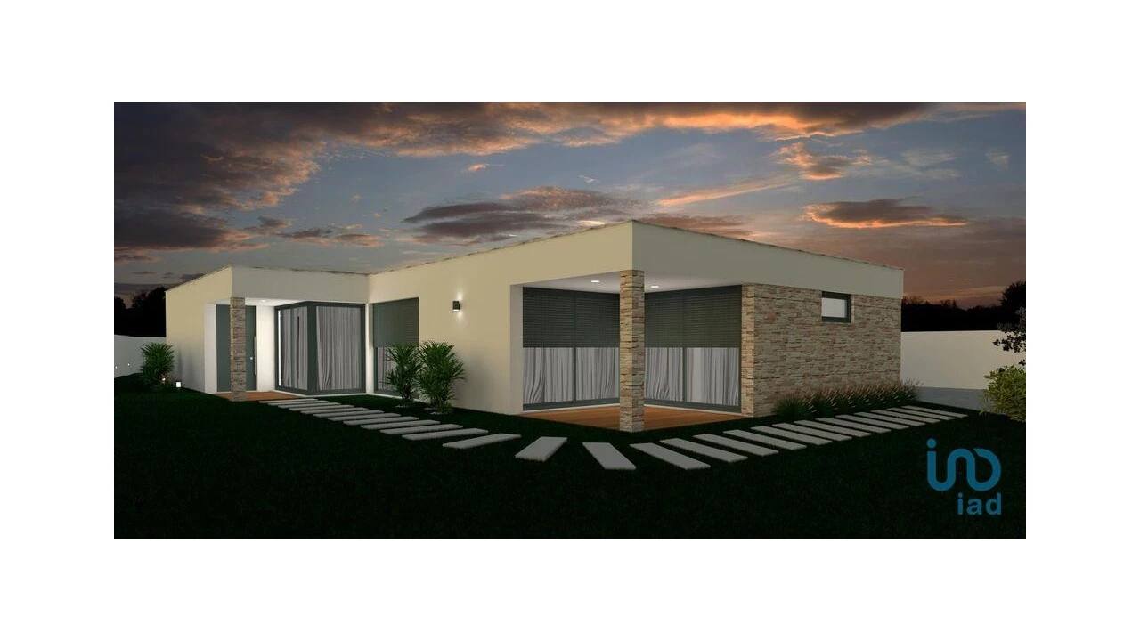 Moradia T4 para Venda em Povoa da Isenta Foto 1