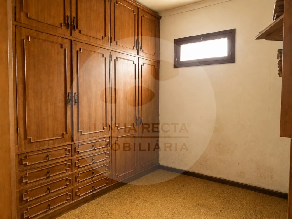 Moradia T2 para Venda em Campolide Foto 2