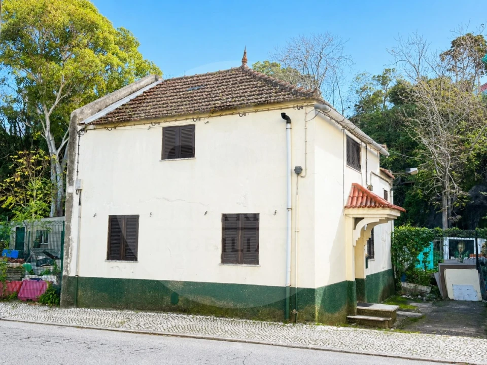 Moradia T2 para Venda em Campolide Foto 7