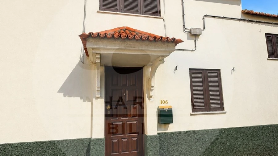 Moradia T2 para Venda em Campolide