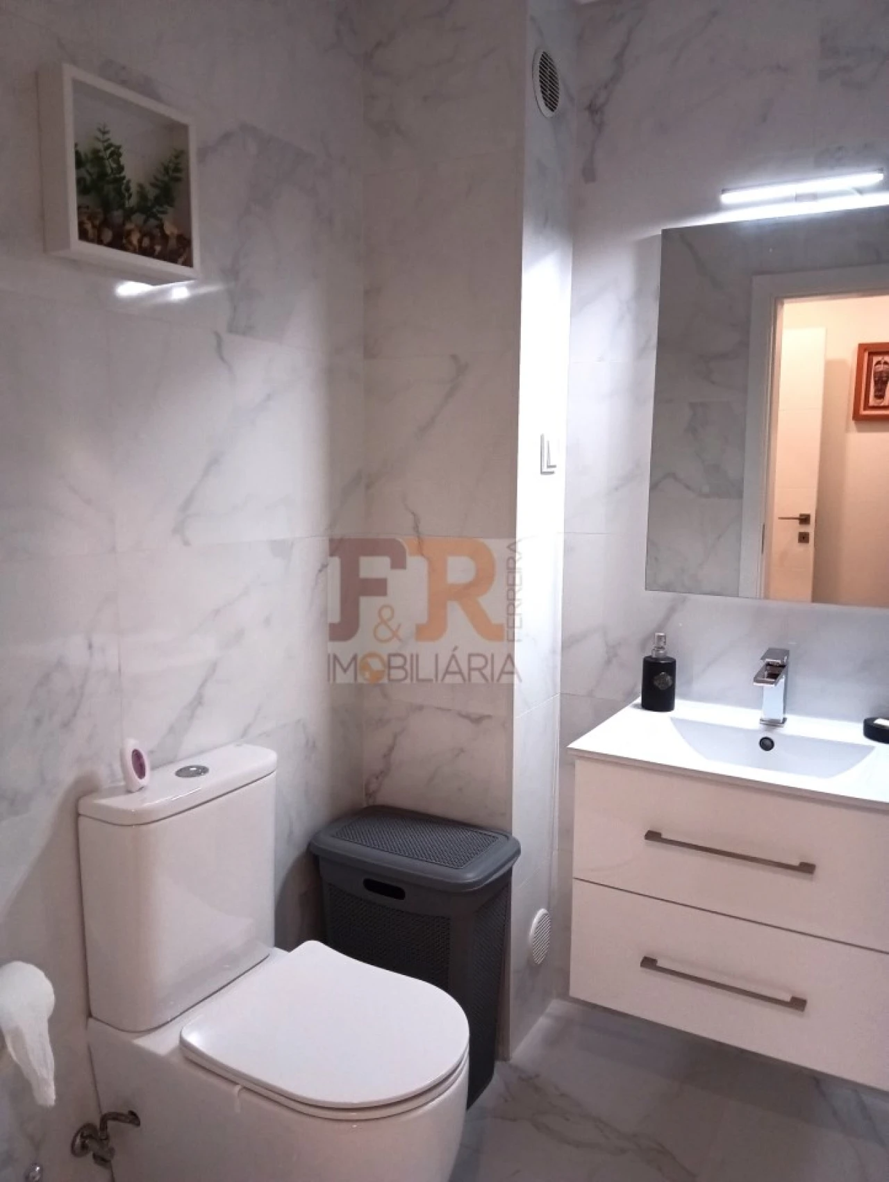 Apartamento T2 para Venda em Vialonga Foto 12