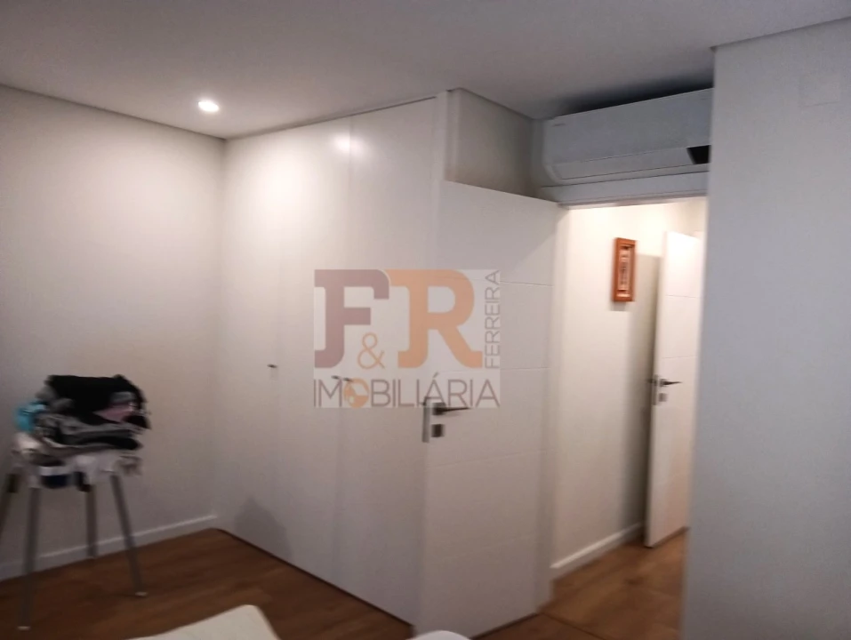 Apartamento T2 para Venda em Vialonga Foto 18