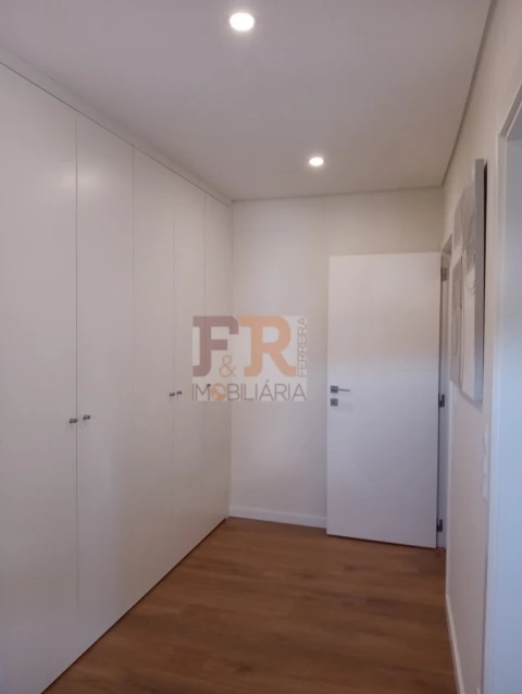 Apartamento T2 para Venda em Vialonga
