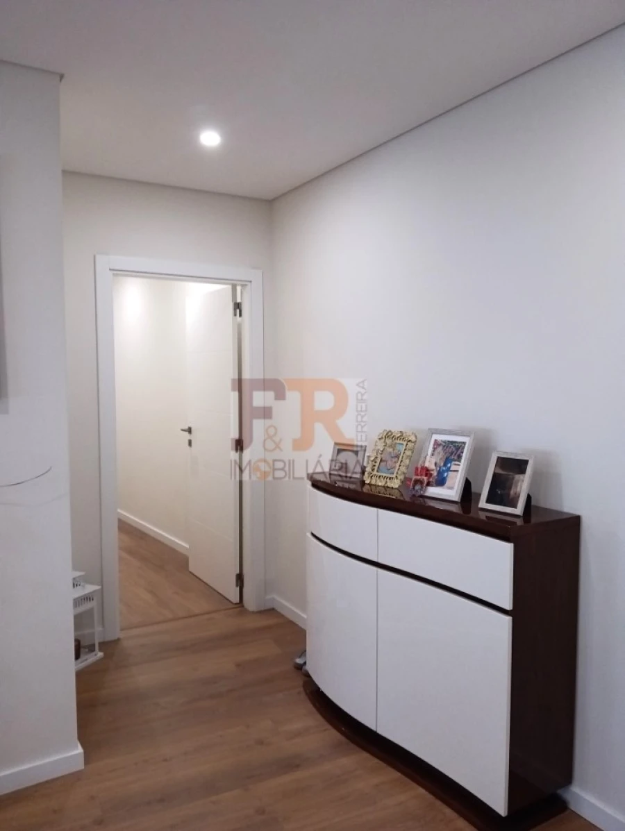 Apartamento T2 para Venda em Vialonga Foto 7