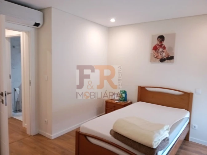 Apartamento T2 para Venda em Vialonga Foto 13