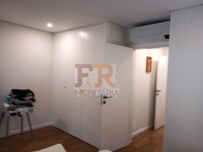 Apartamento T2 para Venda em Vialonga Foto 18