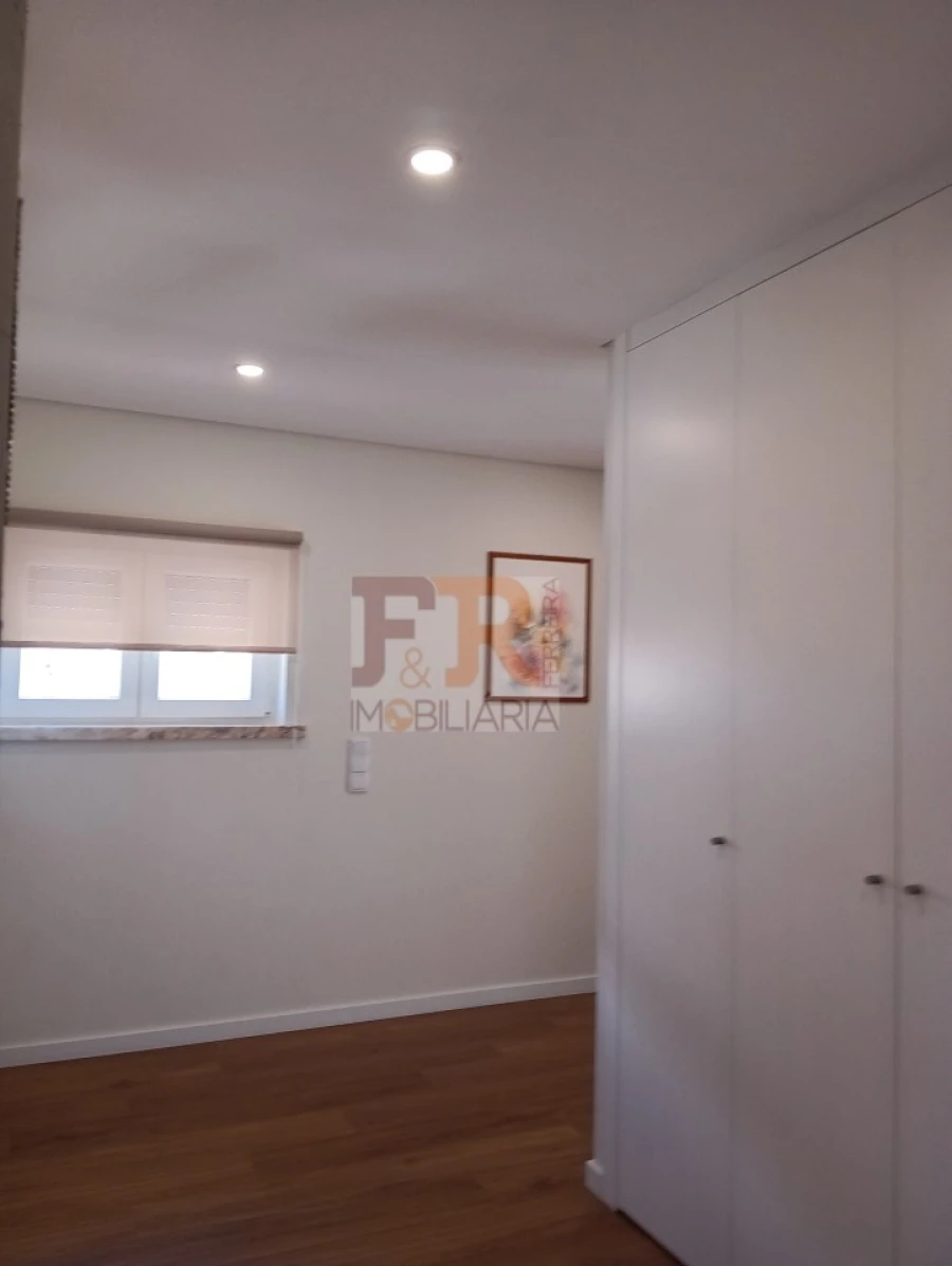 Apartamento T2 para Venda em Vialonga Foto 20