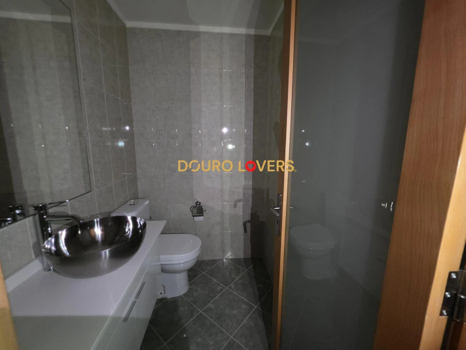 Apartamento T3 para Venda em Santa Marinha e São Pedro da Afurada Foto 25