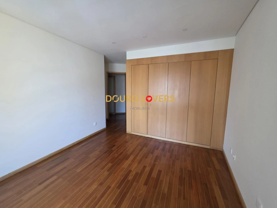 Apartamento T3 para Venda em Pedroso e Seixezelo Foto 16