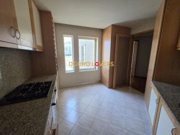 Apartamento T3 para Venda em Pedroso e Seixezelo
