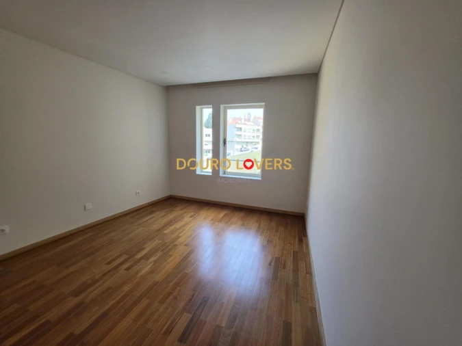 Apartamento T3 para Venda em Santa Marinha e São Pedro da Afurada Foto 14