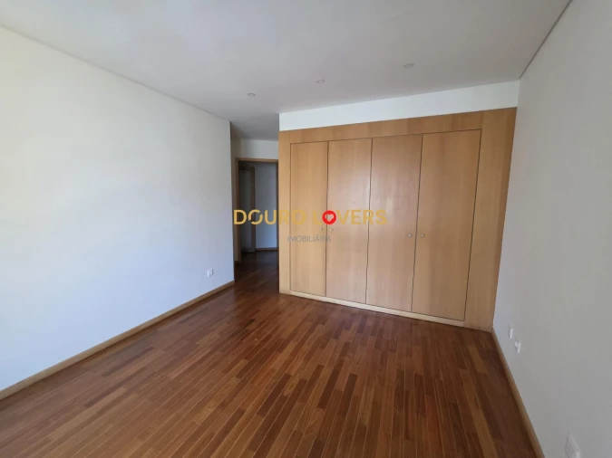 Apartamento T3 para Venda em Santa Marinha e São Pedro da Afurada Foto 16