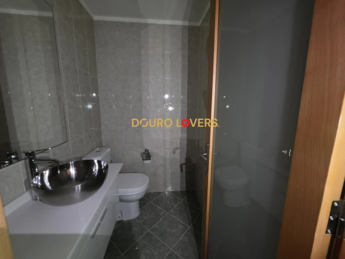 Apartamento T3 para Venda em Santa Marinha e São Pedro da Afurada Foto 25