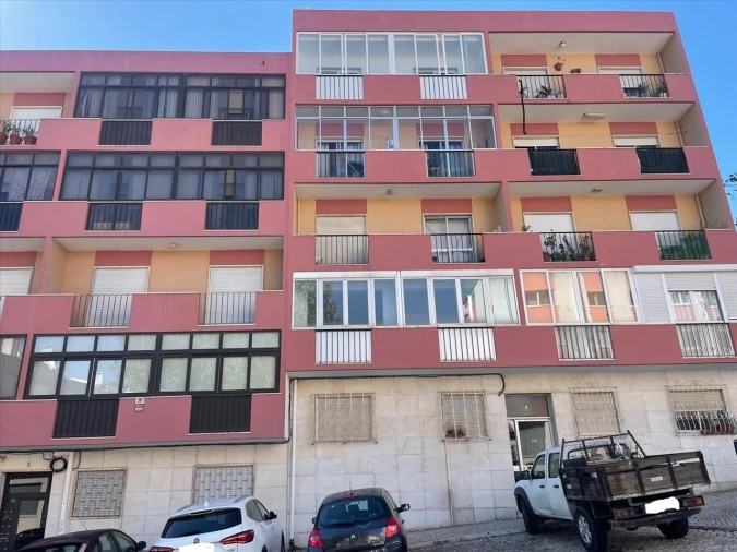 Apartamento T1 para Venda em Queluz e Belas Foto 14