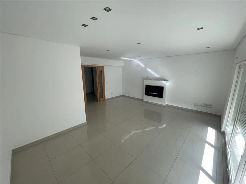Apartamento T3 para Venda em Montijo e Afonsoeiro Foto 2