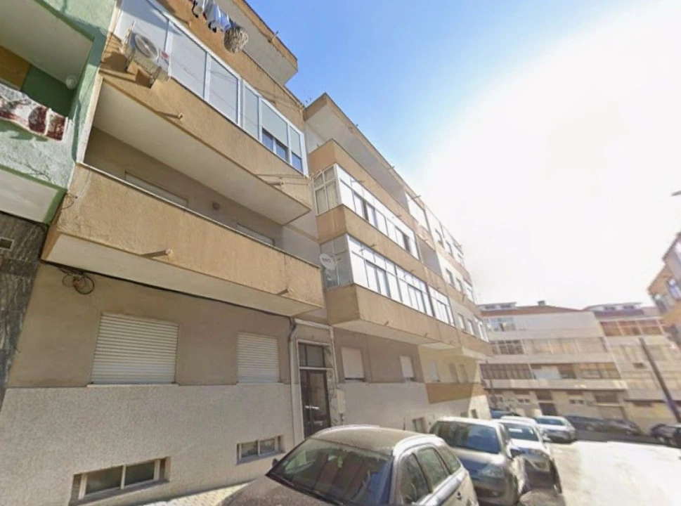 Armazém para Venda em Seixal, Arrentela e Aldeia de Paio Pires Foto 4