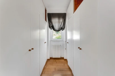 Moradia T4 para Venda em Carcavelos e Parede