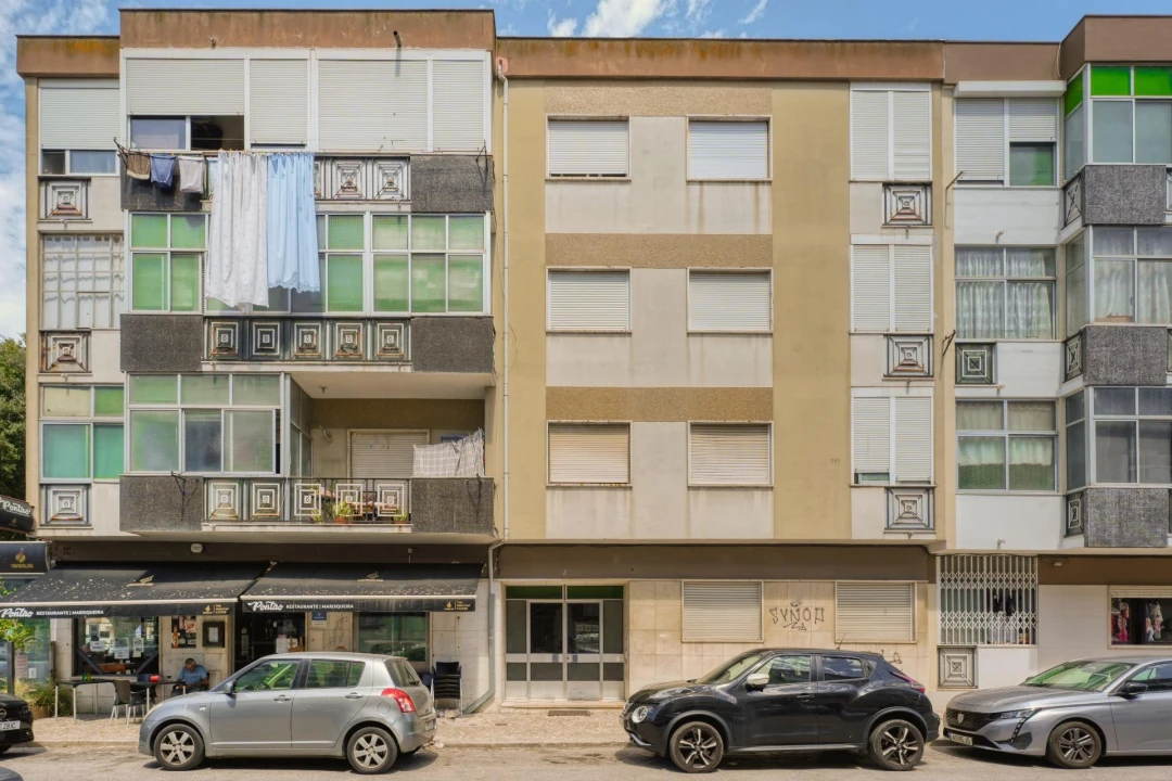 Apartamento T2 para Venda em Corroios Foto 23
