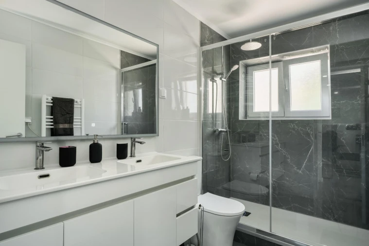 Apartamento T2 para Venda em Corroios Foto 15