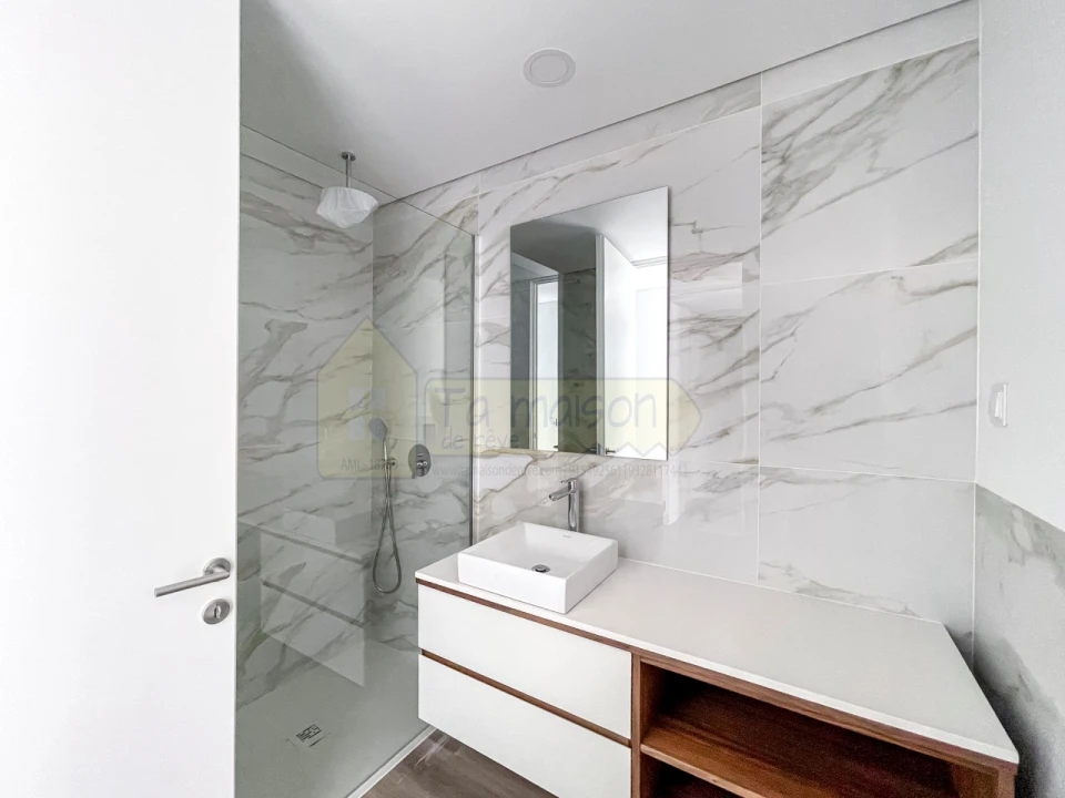 Apartamento T2 para Venda em Almancil Foto 5