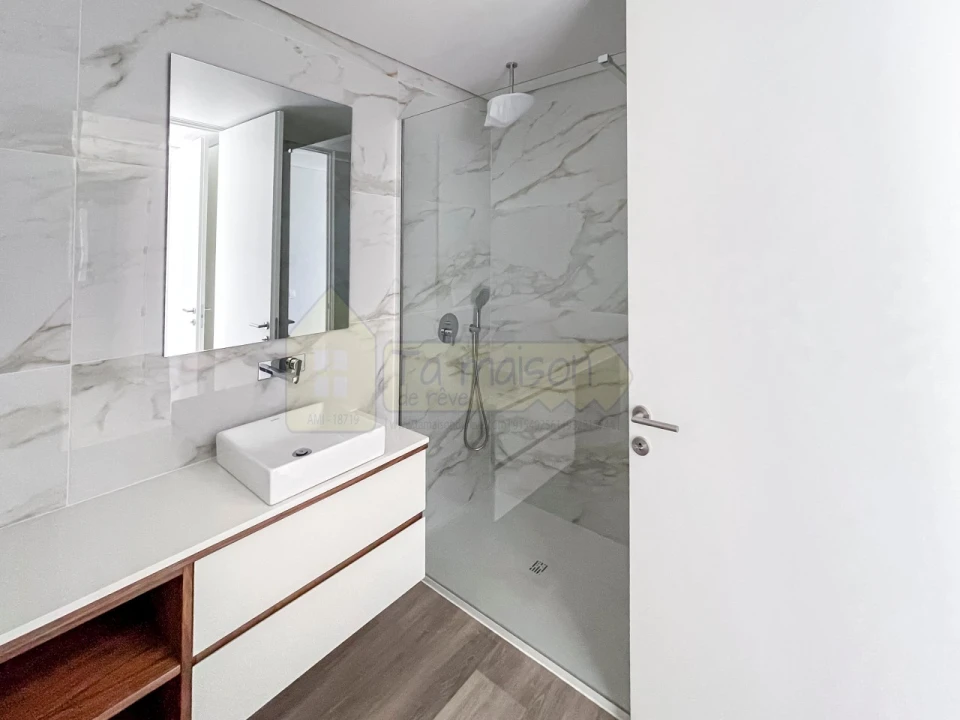 Apartamento T2 para Venda em Almancil Foto 9