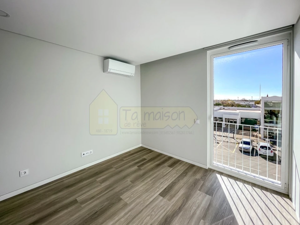 Apartamento T2 para Venda em Almancil Foto 11